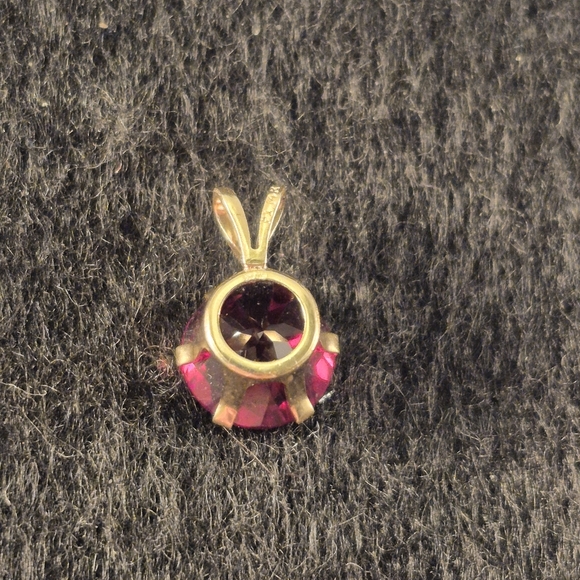 1.25 ct 8 mm Round Faceted Andesite Labradorite - Picture 3 of 4